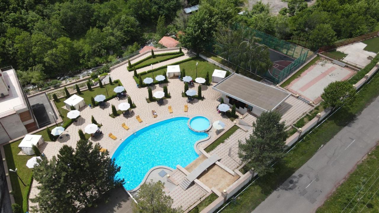 Aghveran Ararat Resort Hotel Arzakan ภายนอก รูปภาพ