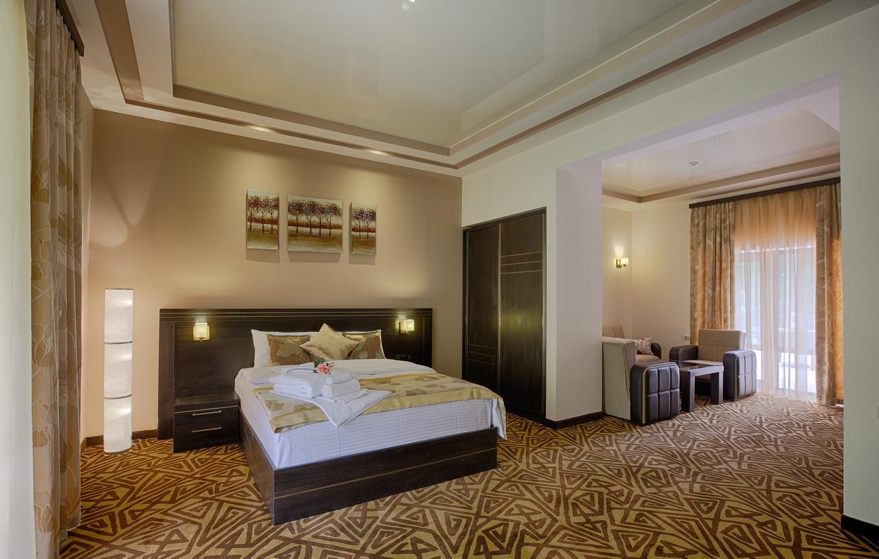 Aghveran Ararat Resort Hotel Arzakan ภายนอก รูปภาพ