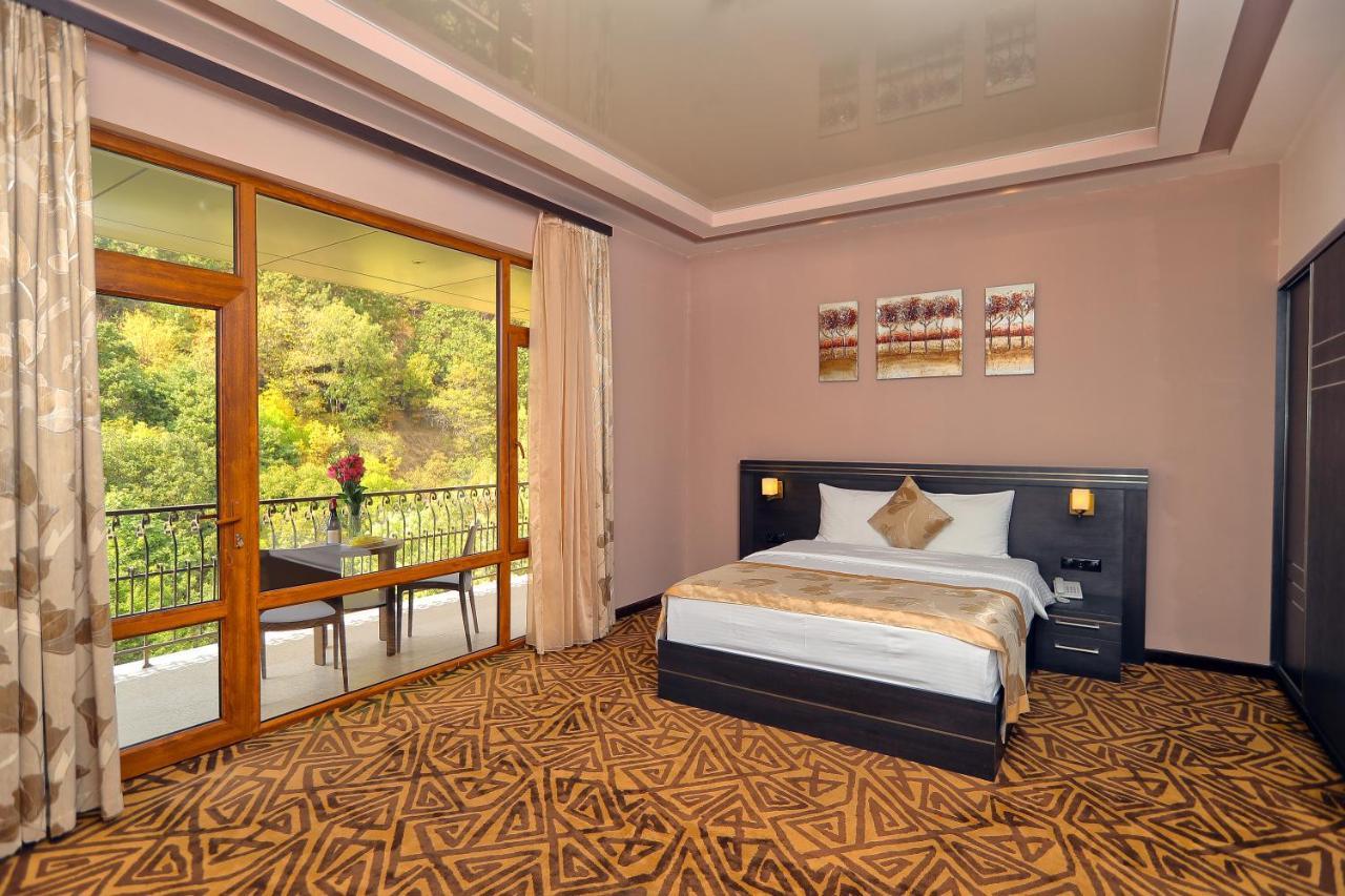 Aghveran Ararat Resort Hotel Arzakan ภายนอก รูปภาพ